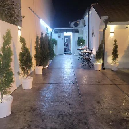 Jovanovic Aparthotel